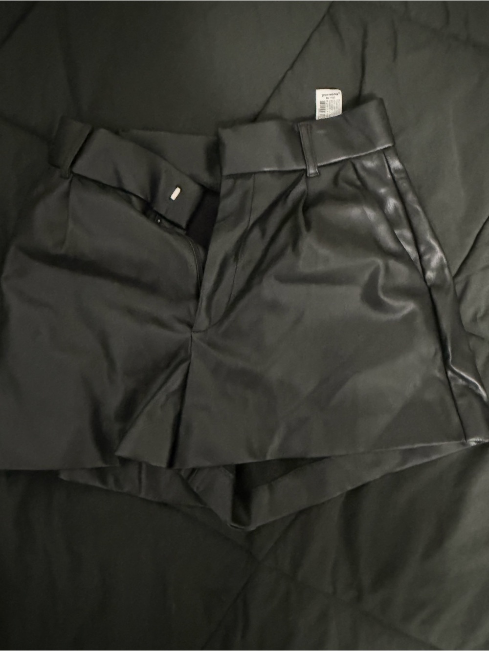 Zara Black Faux Leather Skort Shorts - Picture 1 of 2